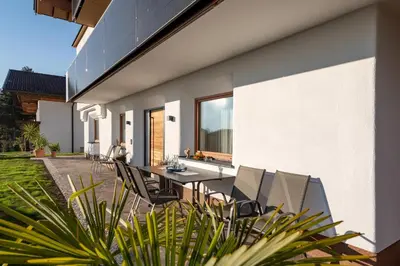 Das Gebäude in dem sich die Ferienwohnung befindet
