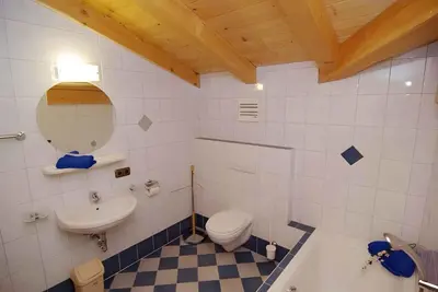 Ein Badezimmer in der Unterkunft Apartments in Stummerberg - Zillertal 773