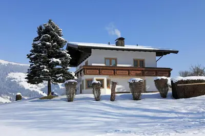 Rosenhof im Winter