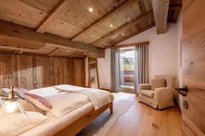 Ein Bett oder Betten in einem Zimmer der Unterkunft Kinkara Lodge by Apartment Managers