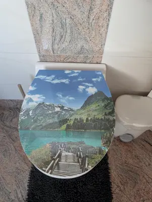 Ein allgemeiner Bergblick oder ein Berglick von des Ferienhauses aus