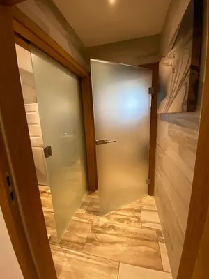 Ein Badezimmer in der Unterkunft GondelApart Ski in Ski out