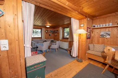 Ein Sitzbereich in der Unterkunft Haus Hahnenbalz Top 1