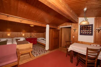 Ein Bett oder Betten in einem Zimmer der Unterkunft Haus Hahnenbalz Top 1