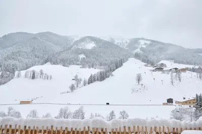 Almhütte Auszeit - Neueröffnung Dezember 2025 im Winter