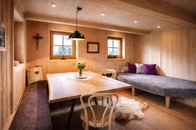 Ein Bett oder Betten in einem Zimmer der Unterkunft Tiroler TRAUMHAUS Hochzillertalblick - by AlpenLuxus Collection