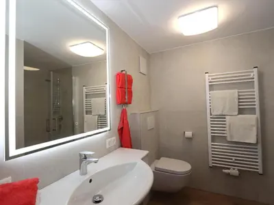 Ein Badezimmer in der Unterkunft Apartment Hollaus