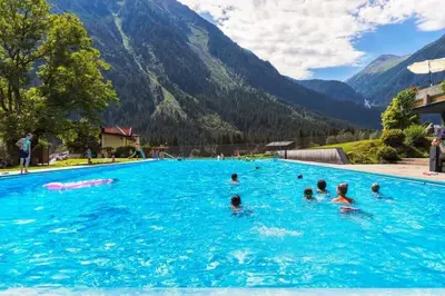 Der Swimmingpool an oder in der Nähe von Merwede Wasserfallblick