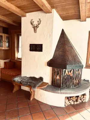 Ein Sitzbereich in der Unterkunft LITTLE HIDEAWAY zillertal