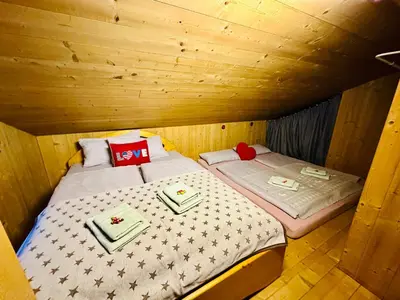 Ein Bett oder Betten in einem Zimmer der Unterkunft LITTLE HIDEAWAY zillertal