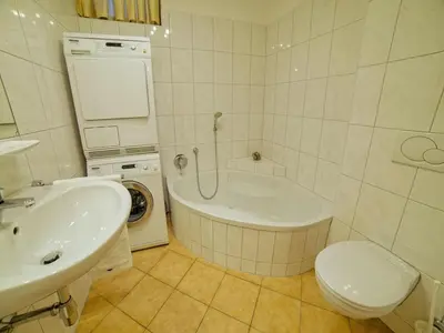 Ein Badezimmer in der Unterkunft Chalet in Königsleiten near Zillertal Arena
