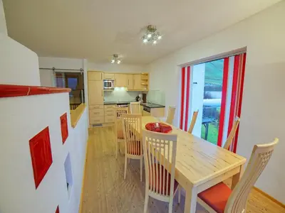 Küche/Küchenzeile in der Unterkunft Chalet in Königsleiten near Zillertal Arena