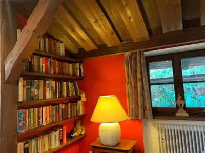 Die Bibliothek in der Ferienwohnung