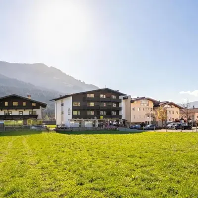 Brixen Alpin Living Top 16