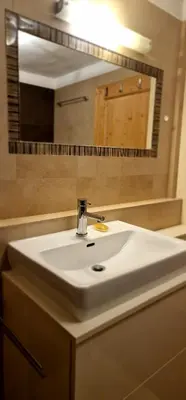 Ein Badezimmer in der Unterkunft Saal life Apartment