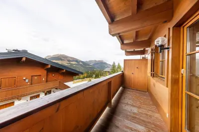 Ein allgemeiner Bergblick oder ein Berglick von der Ferienwohnung aus
