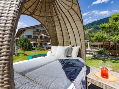 Ein allgemeiner Bergblick oder ein Berglick von der Ferienwohnung aus