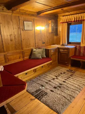 Ein Sitzbereich in der Unterkunft Ferienwohnung Thumerhof