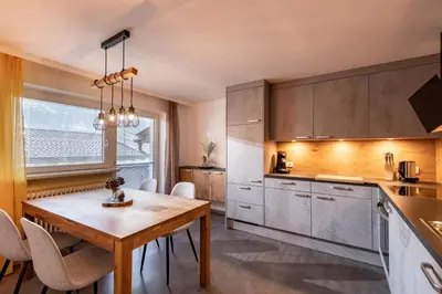 Küche/Küchenzeile in der Unterkunft Ferienwohnung Pulverer