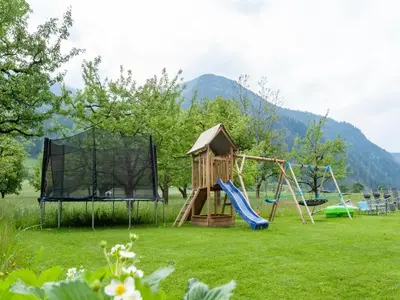 Ein Kinderspielbereich in der Unterkunft Apartment Moiklerhof
