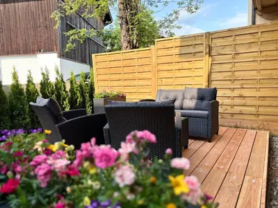 Ein Garten an der Unterkunft Appartement Bergtraum