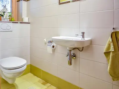 Ein Badezimmer in der Unterkunft Berg und Blüte II