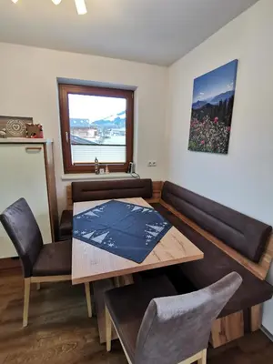 Ein Sitzbereich in der Unterkunft Appartement Florian