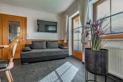 Ein Sitzbereich in der Unterkunft Appartement Sonne im Ferienhaus Johanna - Mayrhofen-Hippach- In der Nähe von der Skipiste