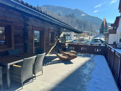 Ein allgemeiner Bergblick oder ein Berglick von der Ferienwohnung aus