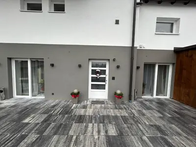 Eine Fassade oder ein Eingang zu Frana Appartements