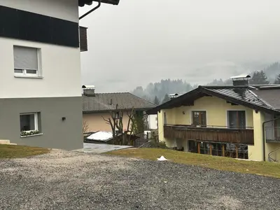 Das Gebäude in dem sich die Ferienwohnung befindet