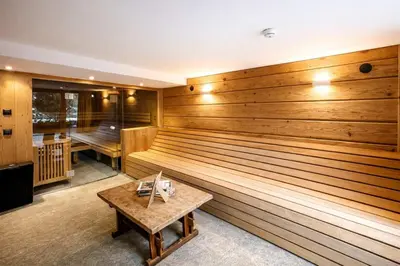 Ein Sitzbereich in der Unterkunft SportLodge RACING Suite - by AlpenLuxus Collection