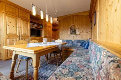 Ein Sitzbereich in der Unterkunft Appartement Steigerbauer 41