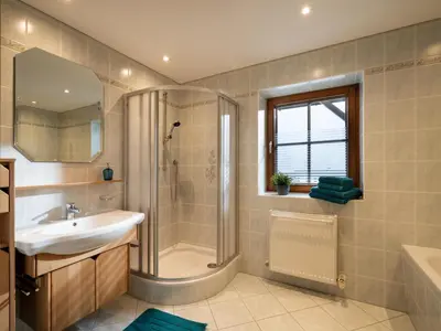 Ein Badezimmer in der Unterkunft Ferienwohnung Mittendrin