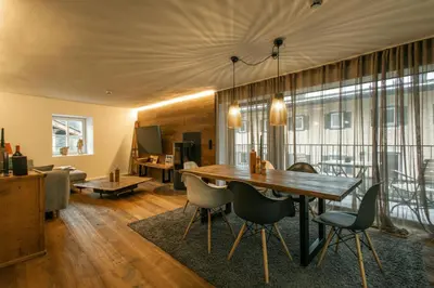 Ein Sitzbereich in der Unterkunft Appartements Gasthof Traube Top 2