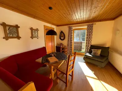 Ein Sitzbereich in der Unterkunft Gästehaus Katharina
