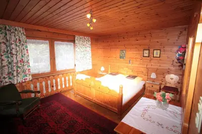 Ein Bett oder Betten in einem Zimmer der Unterkunft HausHell