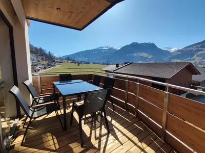 Ein allgemeiner Bergblick oder ein Berglick von der Ferienwohnung aus