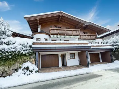 Das Gebäude in dem sich das Chalet befindet