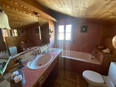 Ein Badezimmer in der Unterkunft Chalet Hollerhaus