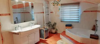 Ein Badezimmer in der Unterkunft Schernhof Hoamatzeit - Tiroler Bauernhof