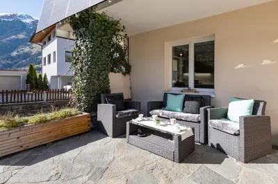 Ein allgemeiner Bergblick oder ein Berglick von der Ferienwohnung aus