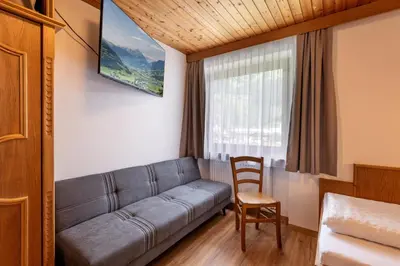 Ein Sitzbereich in der Unterkunft Ferienwohnung Berta
