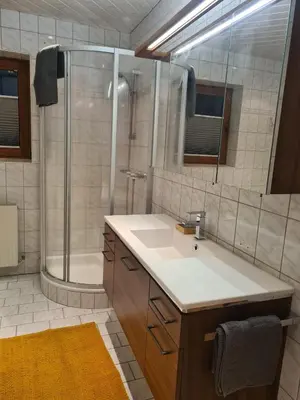 Ein Badezimmer in der Unterkunft Apartment Kunterbunt