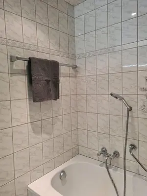 Ein Badezimmer in der Unterkunft Apartment Kunterbunt