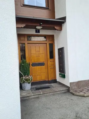Eine Fassade oder ein Eingang zu Apartment Kunterbunt