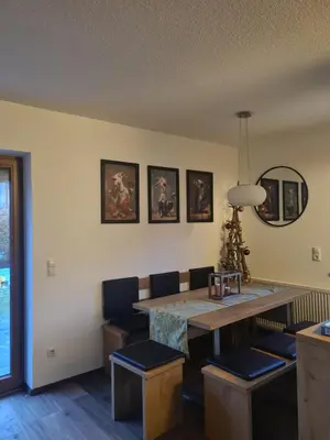 Ein Sitzbereich in der Unterkunft Apartment Kunterbunt