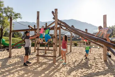 Ein Kinderspielbereich in der Unterkunft Apparthaus Anderl