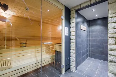 Ein Badezimmer in der Unterkunft AvenidA Mountain Lodges Saalbach