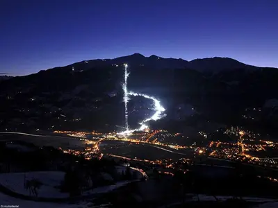 Ein allgemeiner Bergblick oder ein Berglick von des Bed & Breakfasts aus